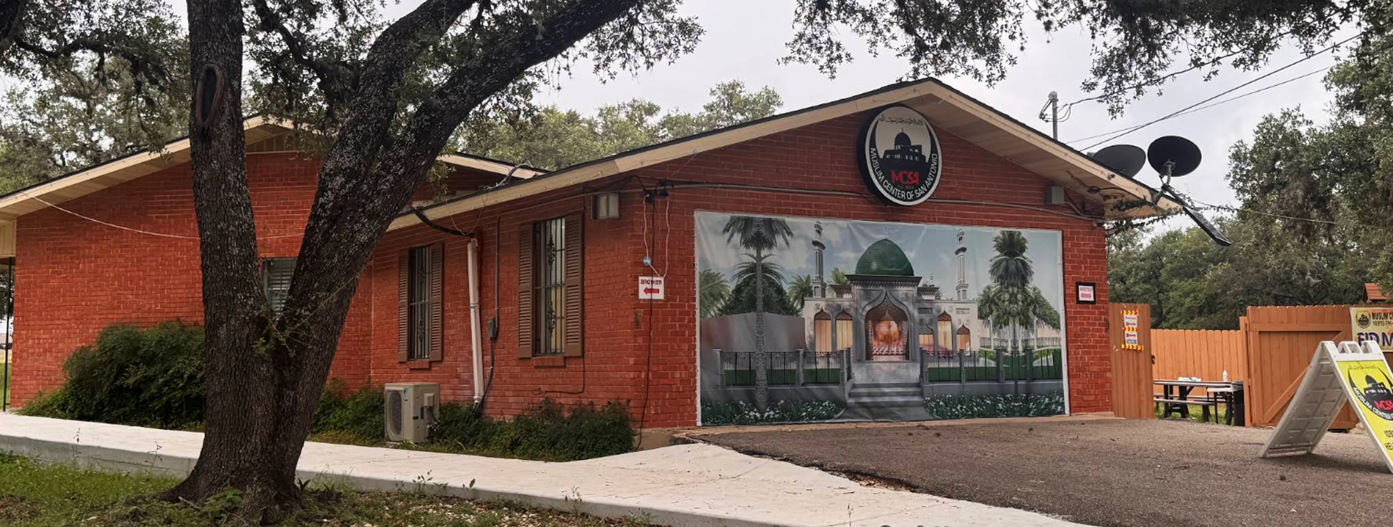 Exterior view of Muslim Center of San Antonio Helotes building